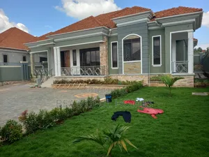 Furnished 5bdrm Mansion in Najjera, Central Division for sale
