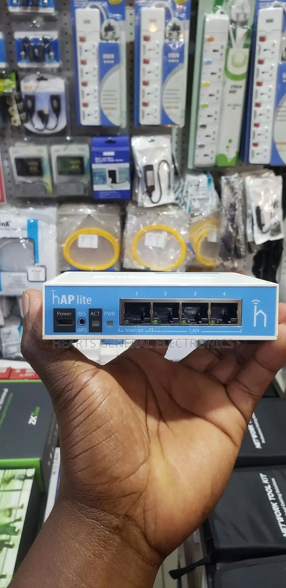 Mikrotik Router RB941-2ND ( Hap Lite )