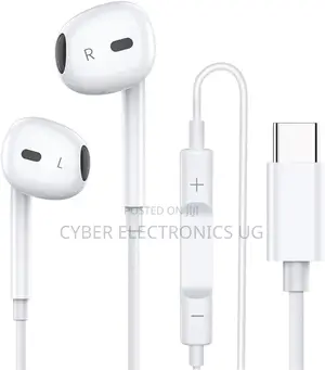 Type C Earphones Compatible With Most Type C Jack Devices
