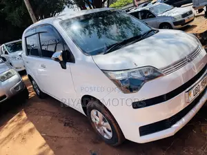 Toyota Spade 1.5 2014 White