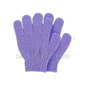 A Pair of Exfoliating Bath Gloves - Blue