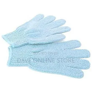 A Pair of Exfoliating Bath Gloves -Light Blue