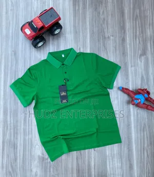 Decent Collar T-Shirt Plain Green