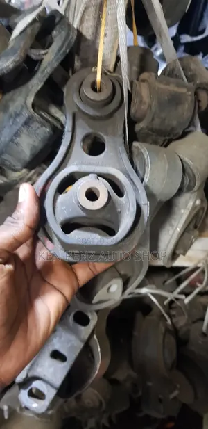 Mazda Demio 2007 Engine Mountings