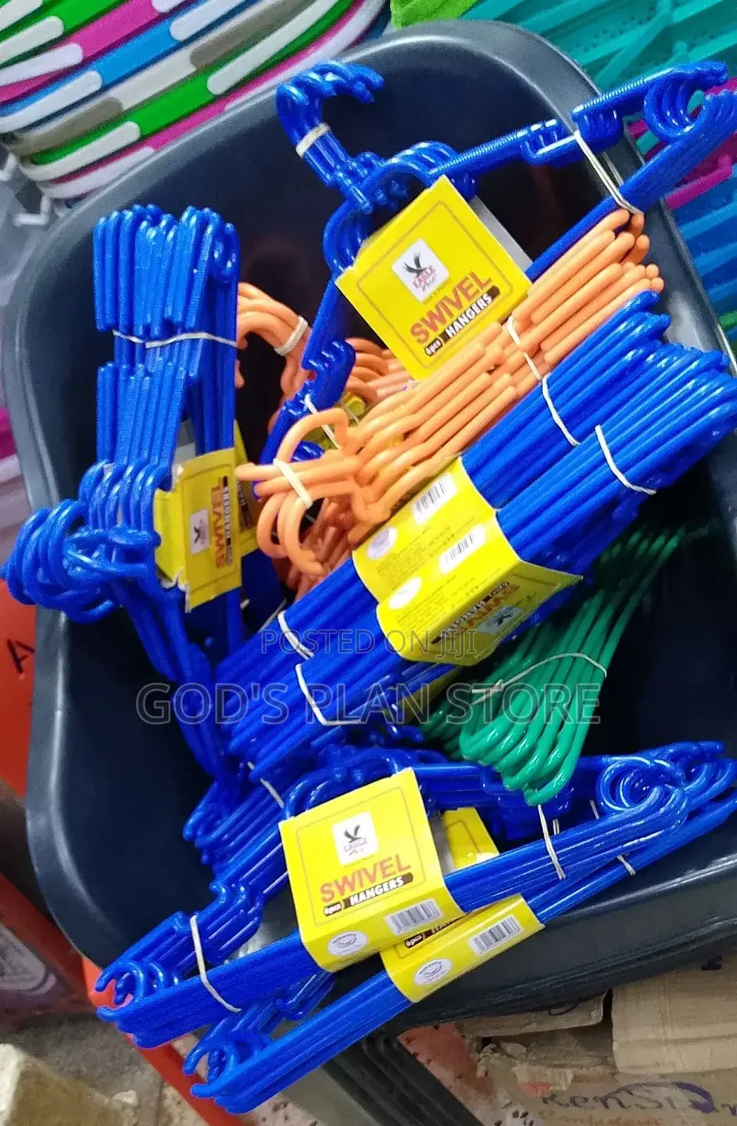 Rotteting Hangers 12pcs