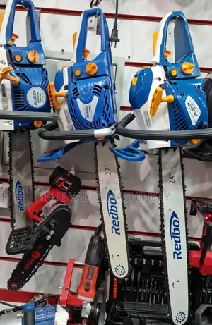 Redbo Gasoline Chainsaw