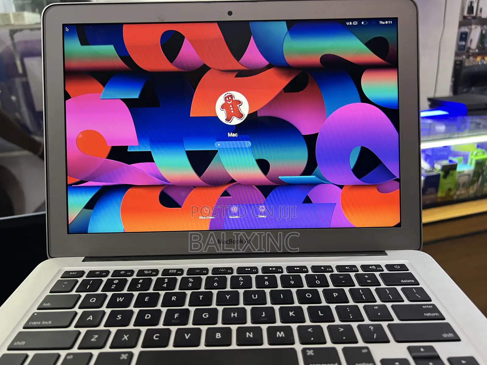 Laptop Apple MacBook Air 2015 8GB Intel Core I7 SSD 256GB