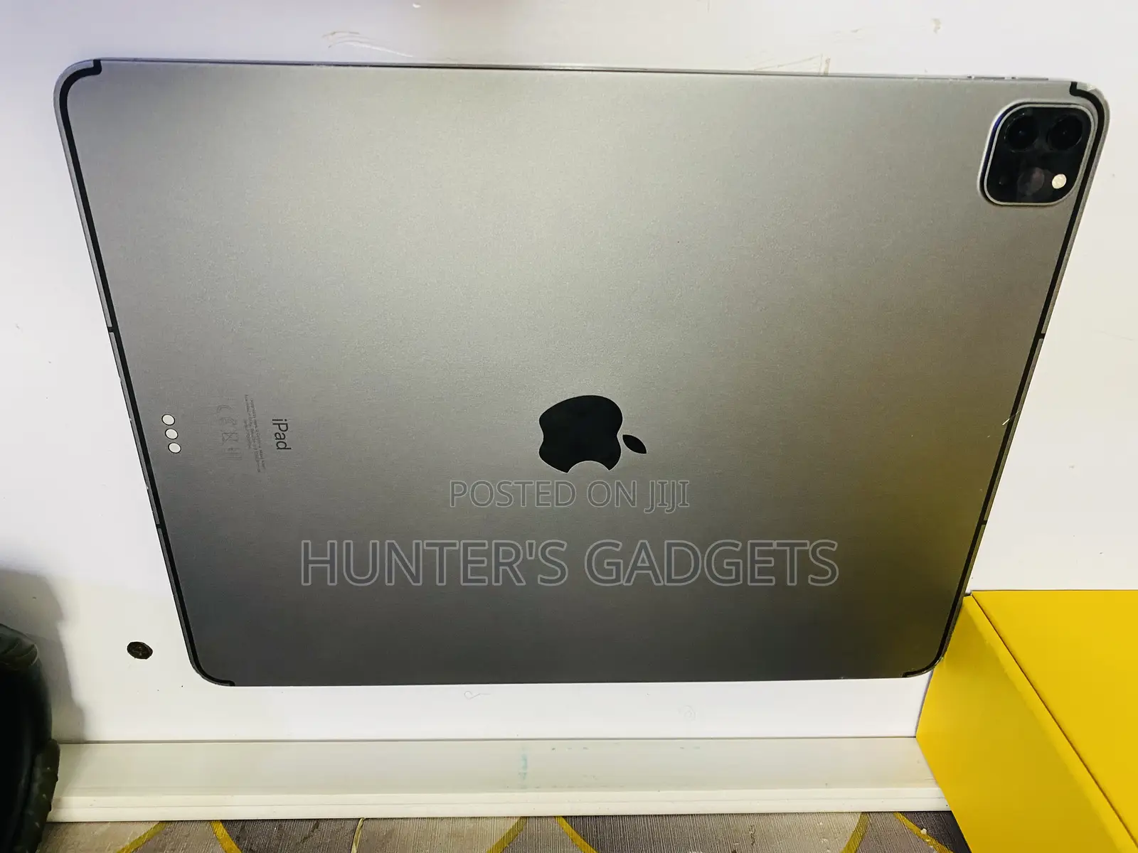 Apple iPad Pro 12.9 (2022) 128 GB Gray