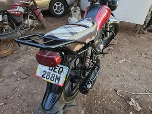 Yamaha Crux 2018 Red