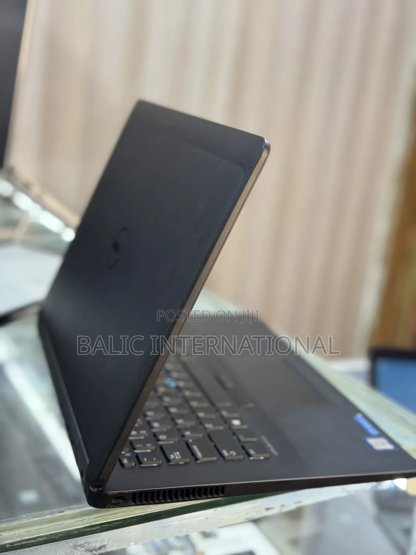 Laptop Dell Latitude 14 E7470 8GB Intel Core I5 SSD 256GB