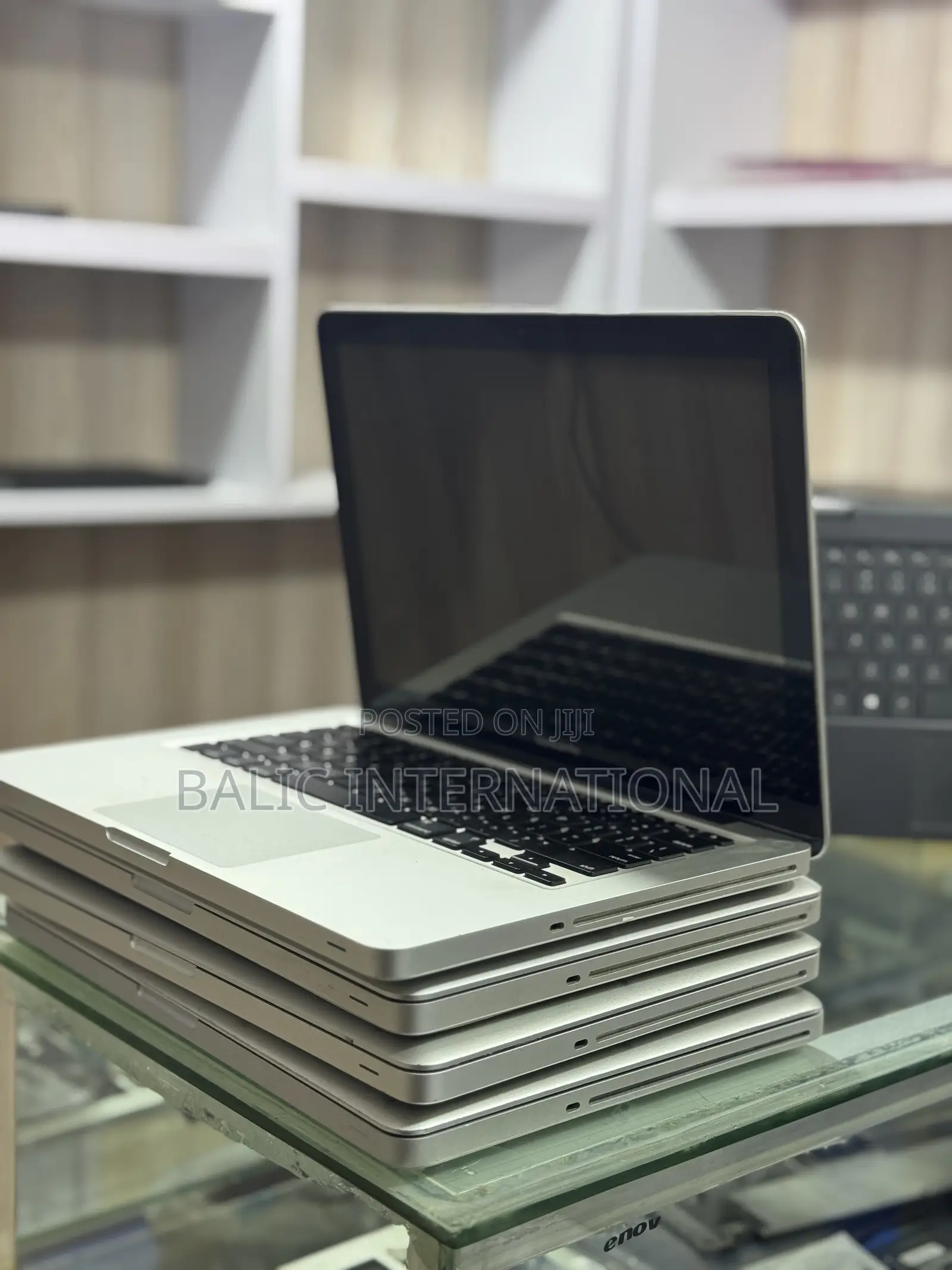 Laptop Apple MacBook Pro 2012 8GB Intel Core I7 HDD+SSD 1T