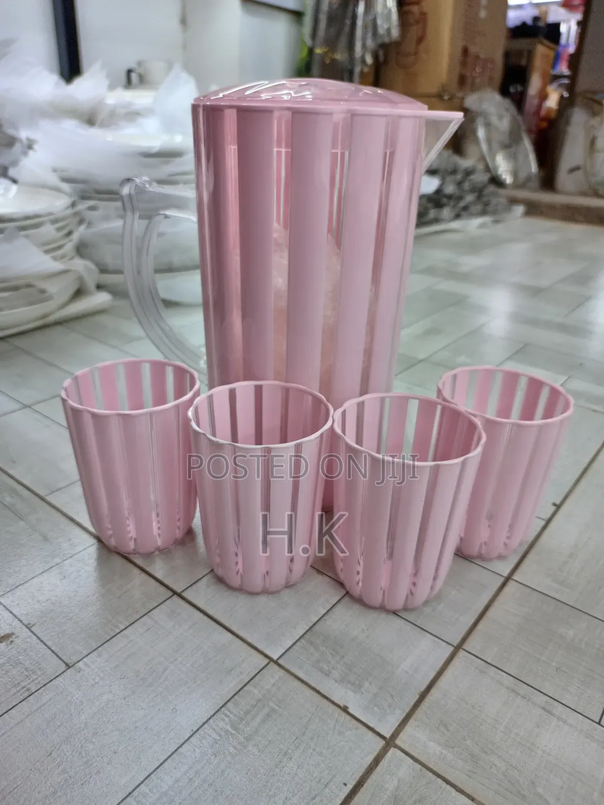 Melon Jug With 4 Glasses
