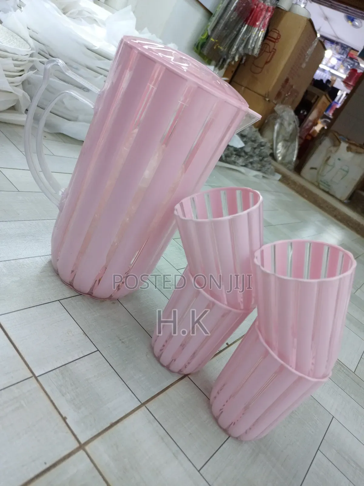 Melon Jug With 4 Glasses