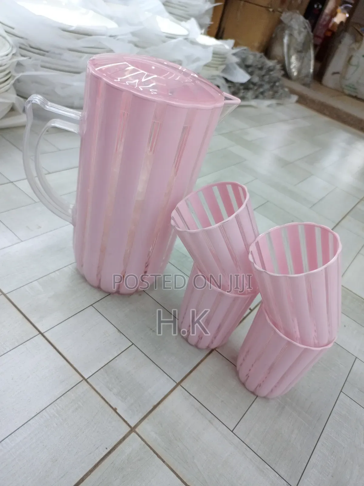 Melon Jug With 4 Glasses