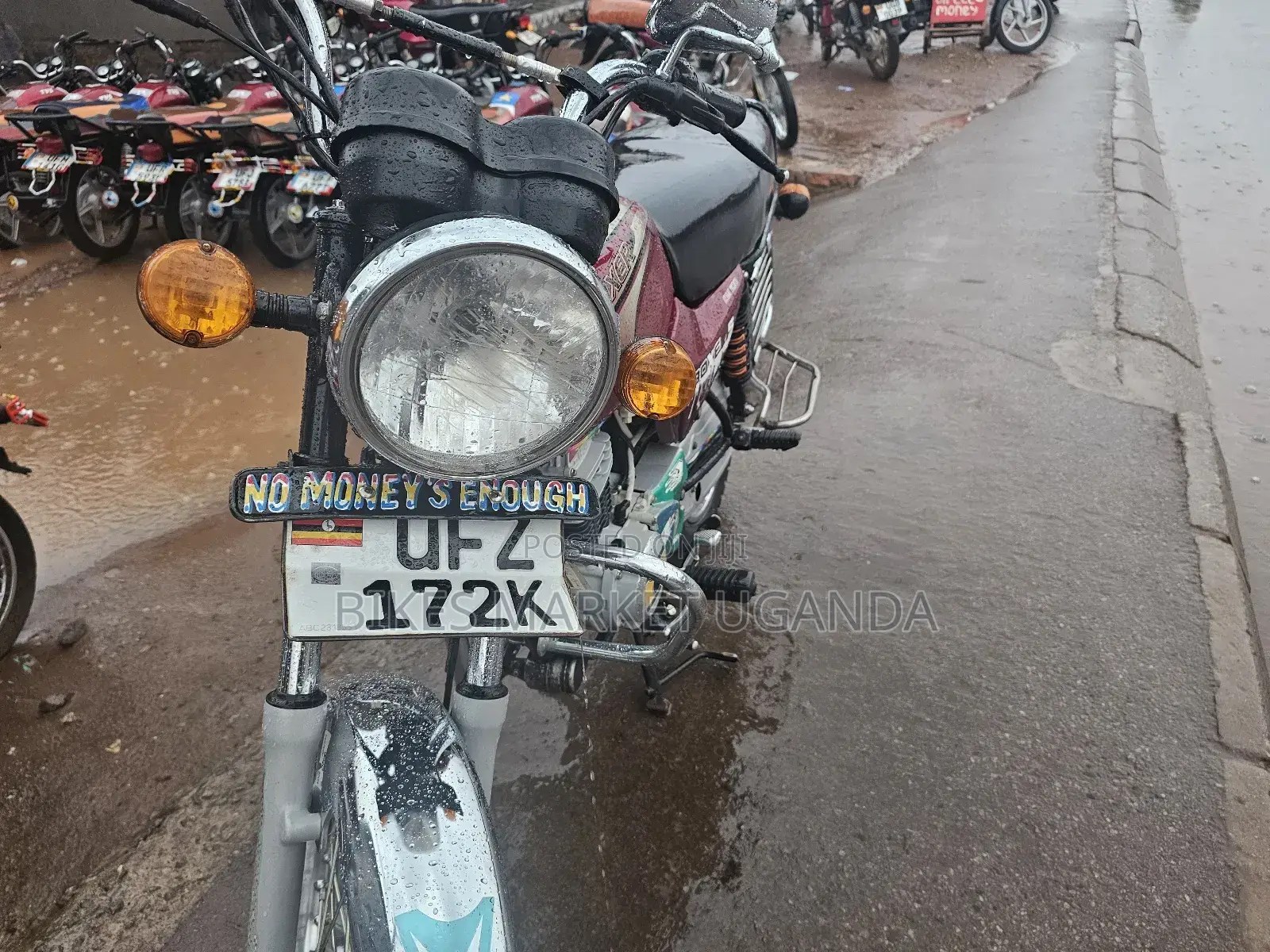Bajaj Boxer 2023 Red