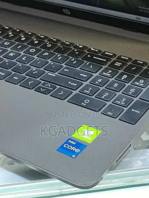 Laptop HP 250 G8 8GB Intel Core I5 HDD+SSD 512GB