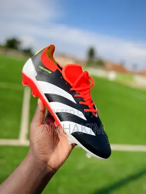 Classic Adidas Predator Elite FG Pro Boots in Stock