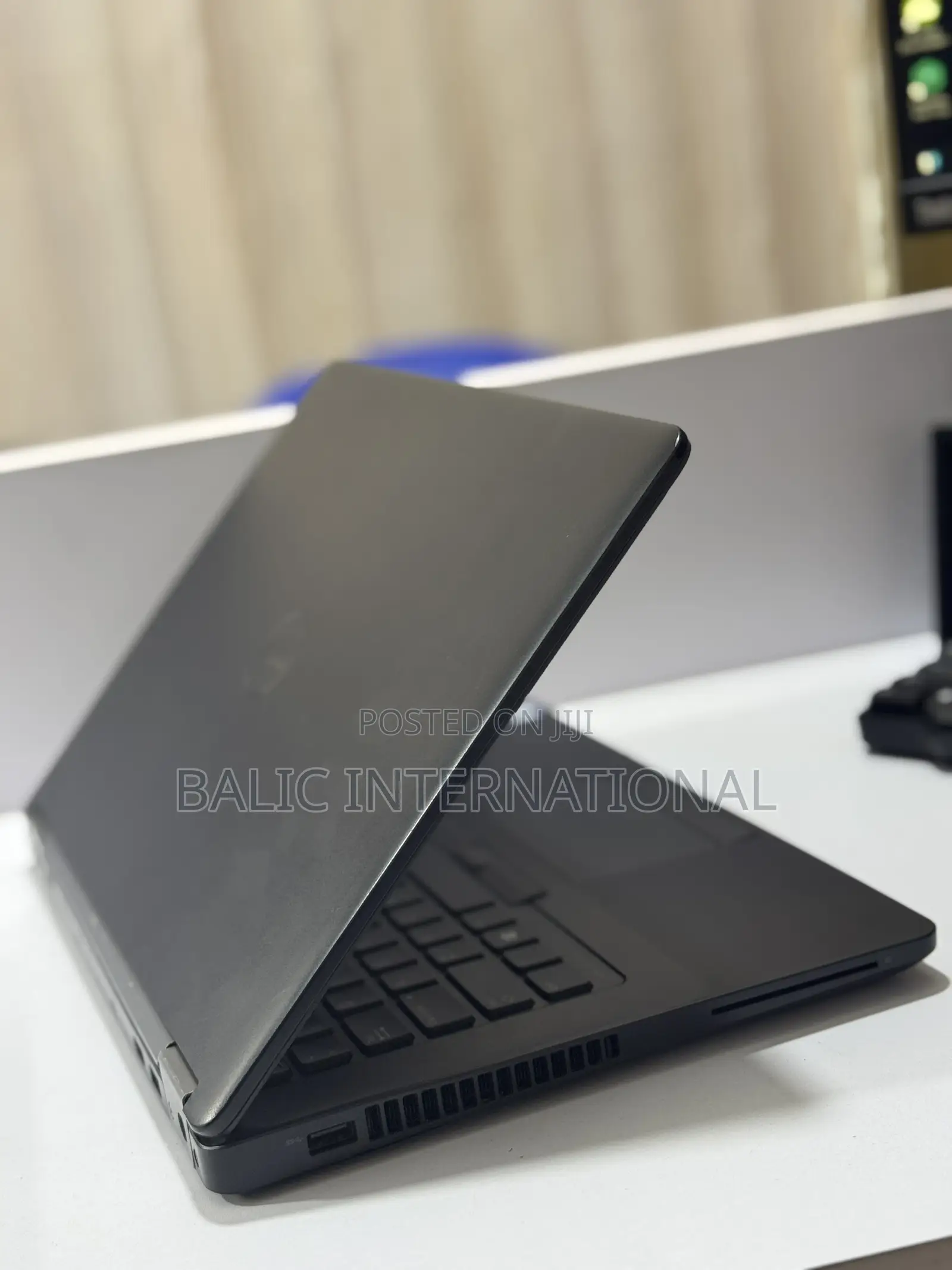 Laptop Dell Latitude 14 E5470 8GB Intel Core I5 SSD 256GB