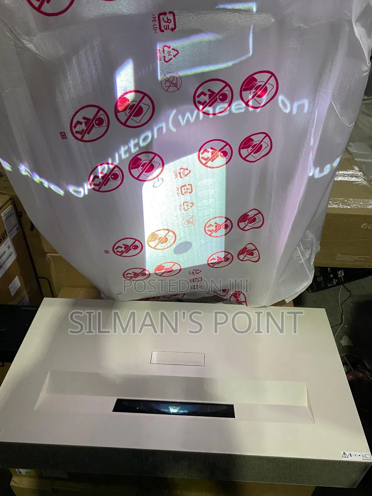 LG Laser Smart Projector