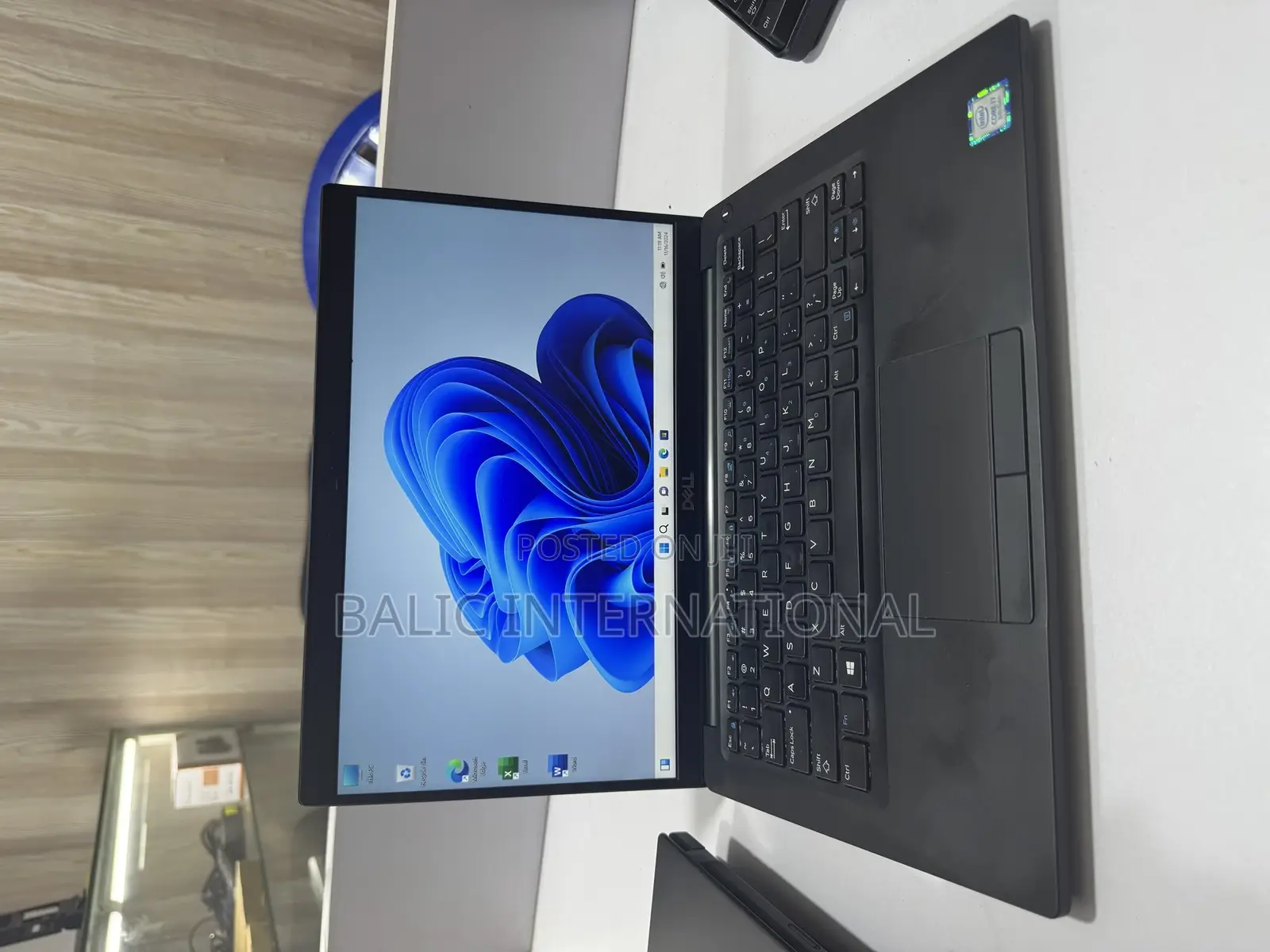 Laptop Dell Latitude 7390 8GB Intel Core I7 SSD 256GB