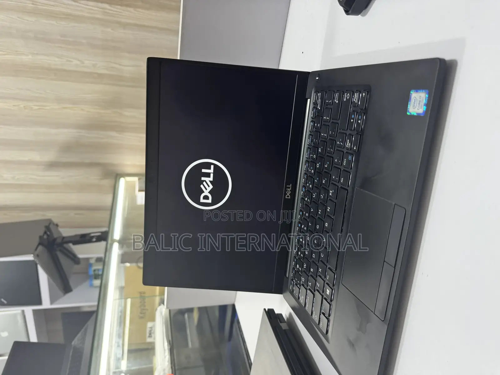 Laptop Dell Latitude 7390 8GB Intel Core I7 SSD 256GB