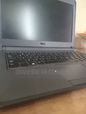 Laptop Dell Latitude 3350 4GB Intel Pentium HDD 500GB
