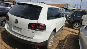 Volkswagen Touareg 2009 White