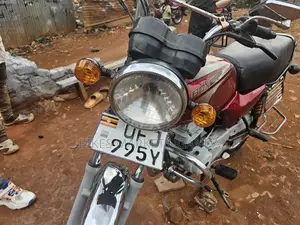 Bajaj Boxer 2022 Red
