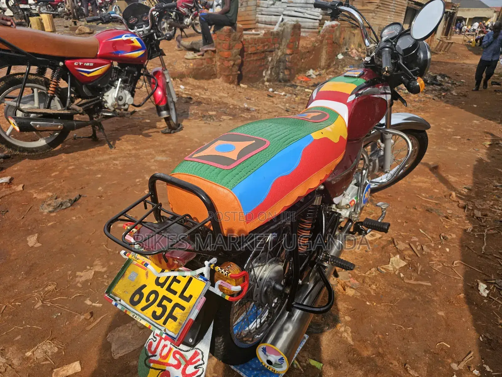 Bajaj Boxer 2017 Red