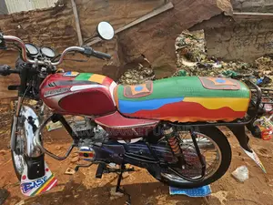 Bajaj Boxer 2017 Red