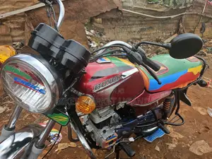 Bajaj Boxer 2017 Red