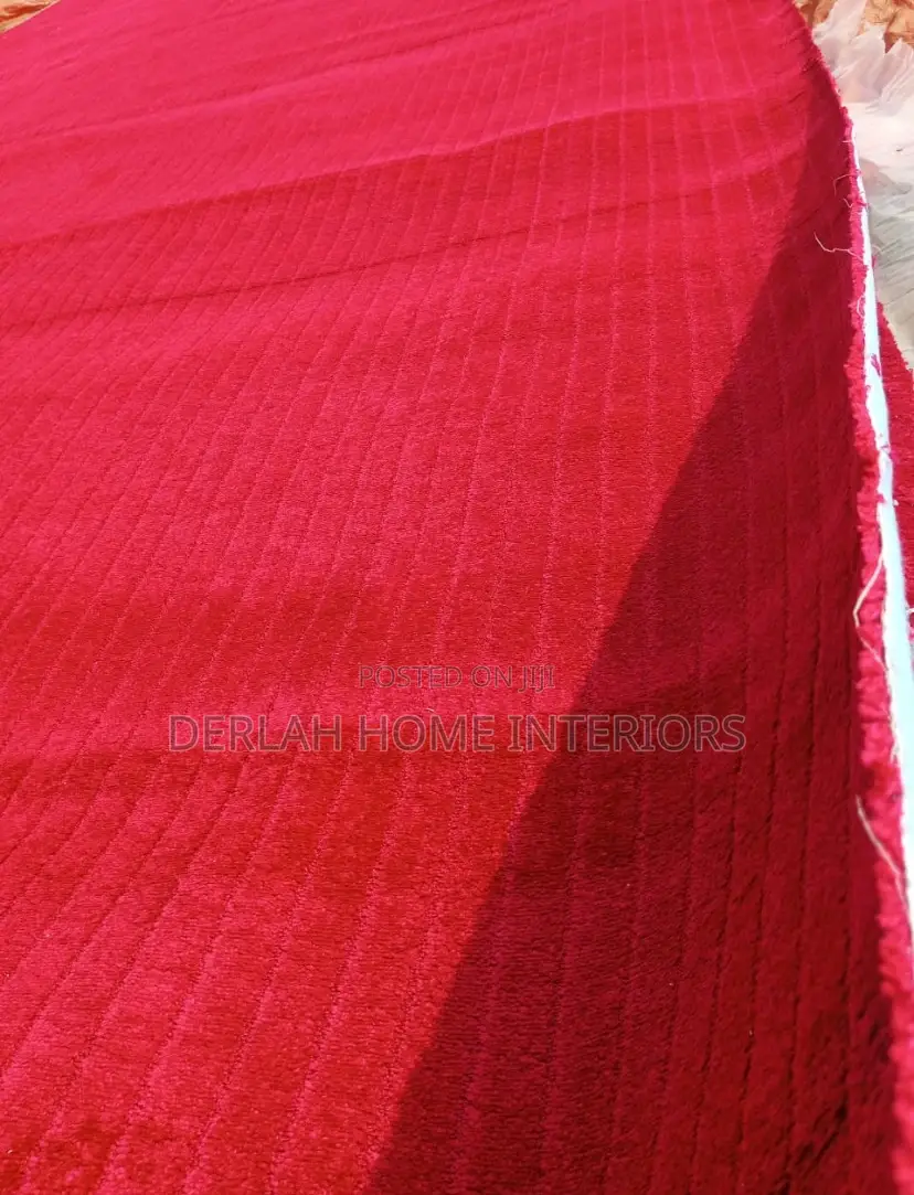 Quality Red Carpets Per Square Meter