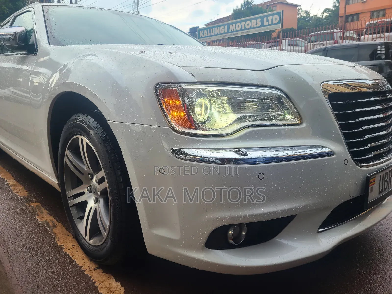Chrysler 300C 2014 White