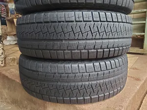 Size 225/65r17 Foreign Used Pirelli Tyres