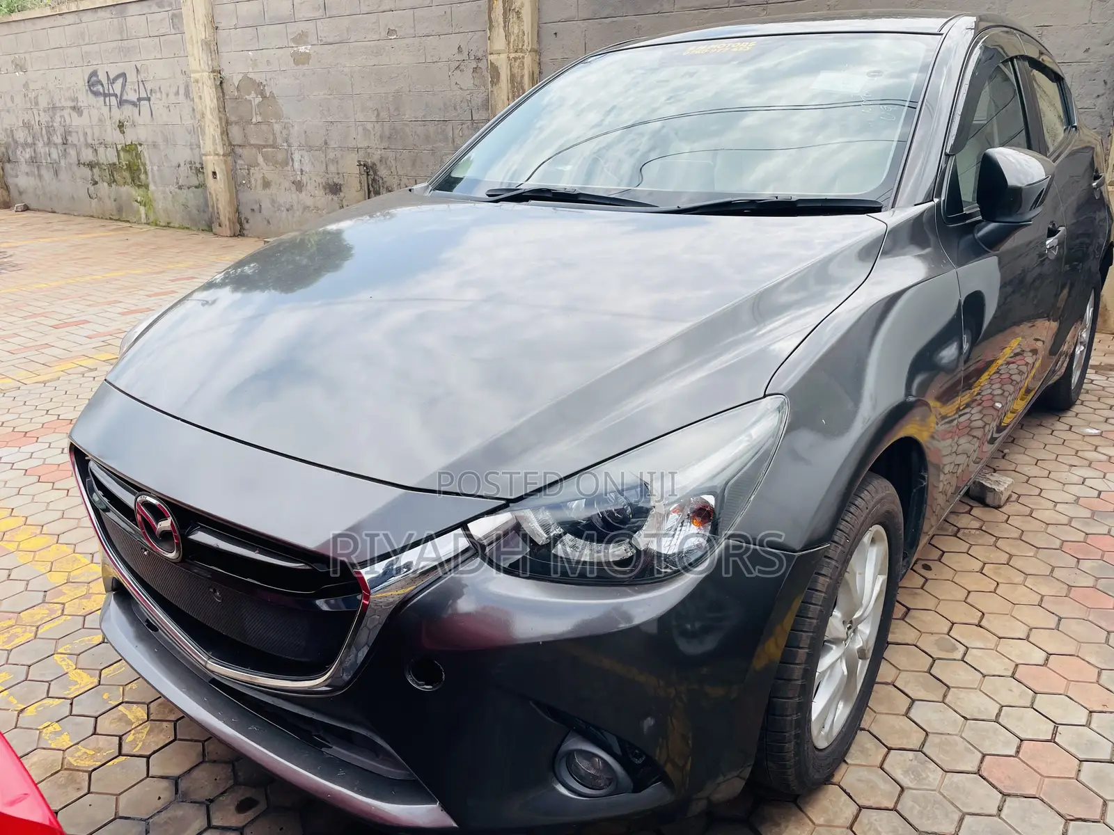 Mazda 2 2014 Gray