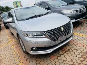 Toyota Premio 1.8 FWD 2018 Silver