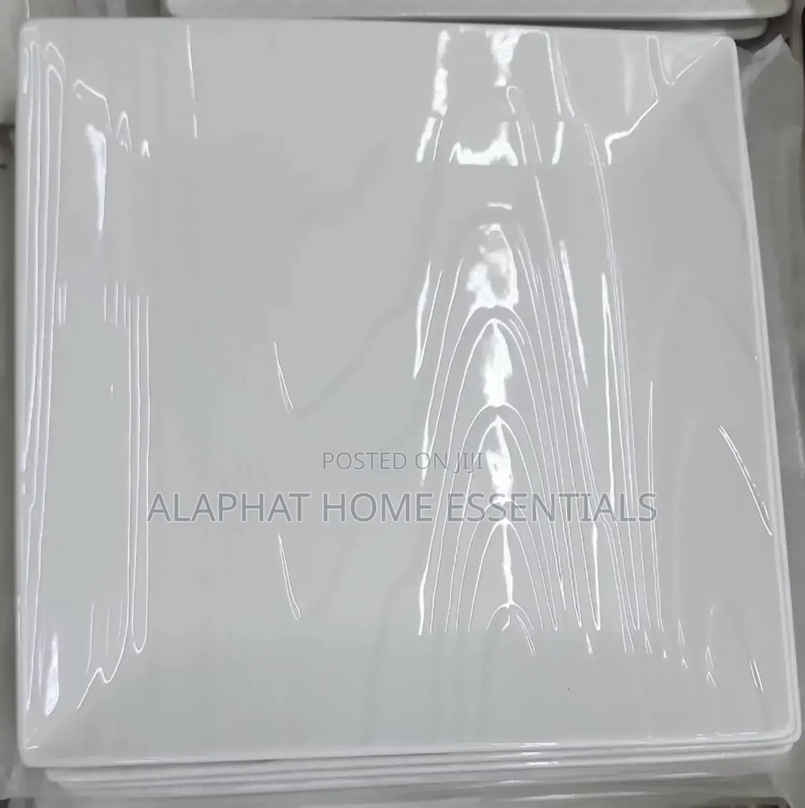 A Dozen of Breakable Plates