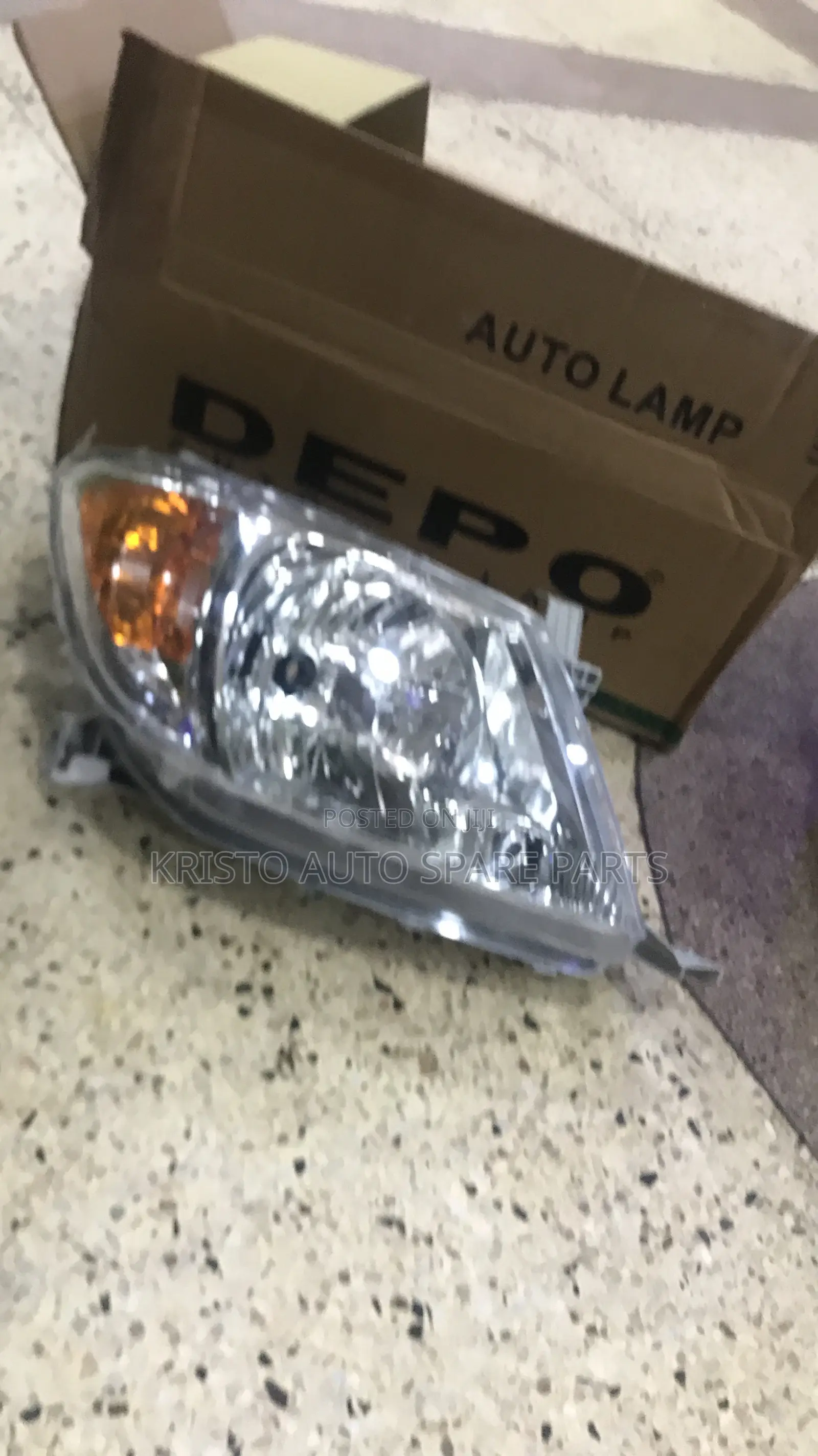 Headlamp Vigo 2009