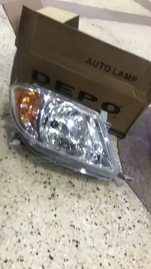 Headlamp Vigo 2009