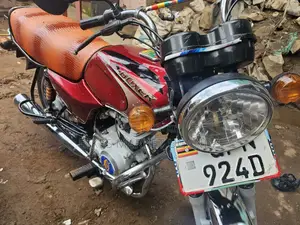 Bajaj Boxer 2022 Red