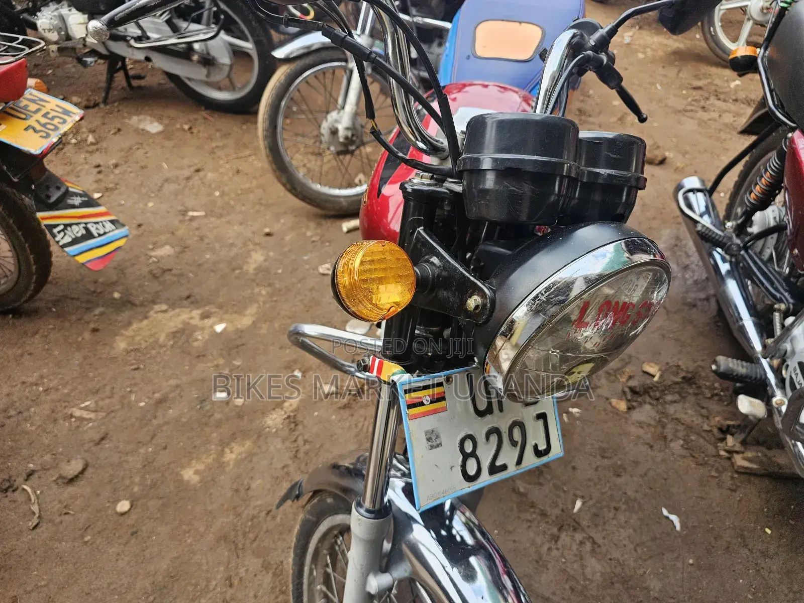 Bajaj Boxer 2021 Red