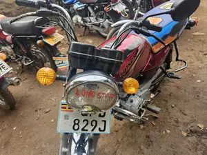 Bajaj Boxer 2021 Red