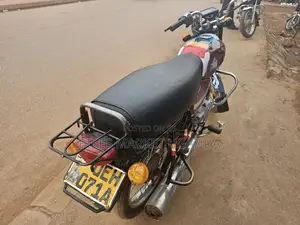 Bajaj Boxer 2017 Red