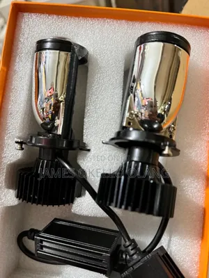 Projector Headlamp Bulbs for Cars