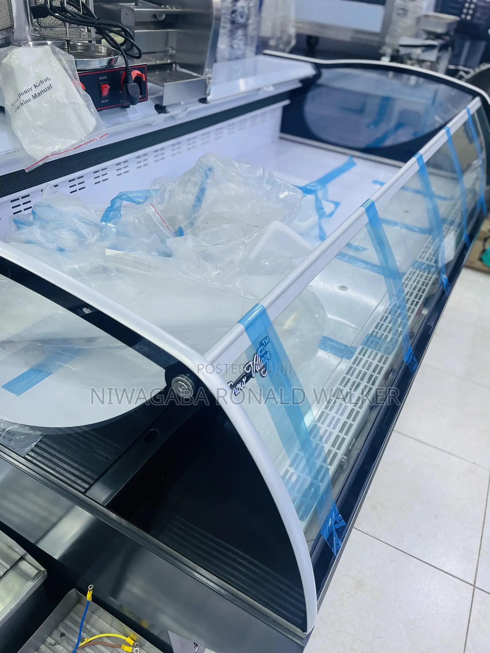 Meat / Fish Display Chiller Machine