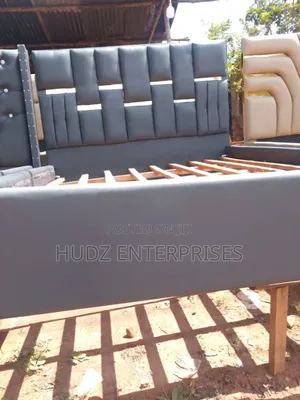 5x6 Dark Grey Leather Dressed Bed With Stickers