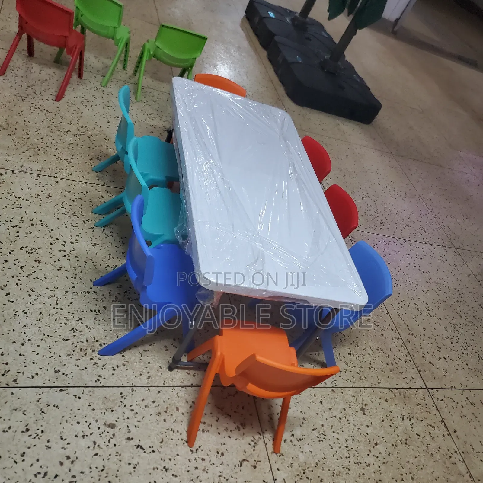High Quality Plastic Kids Chairs and Table