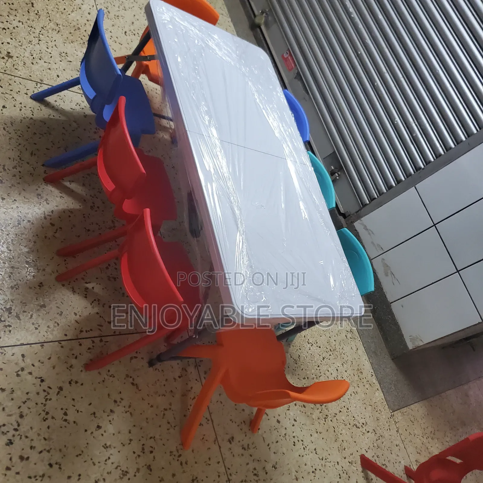 High Quality Plastic Kids Chairs and Table
