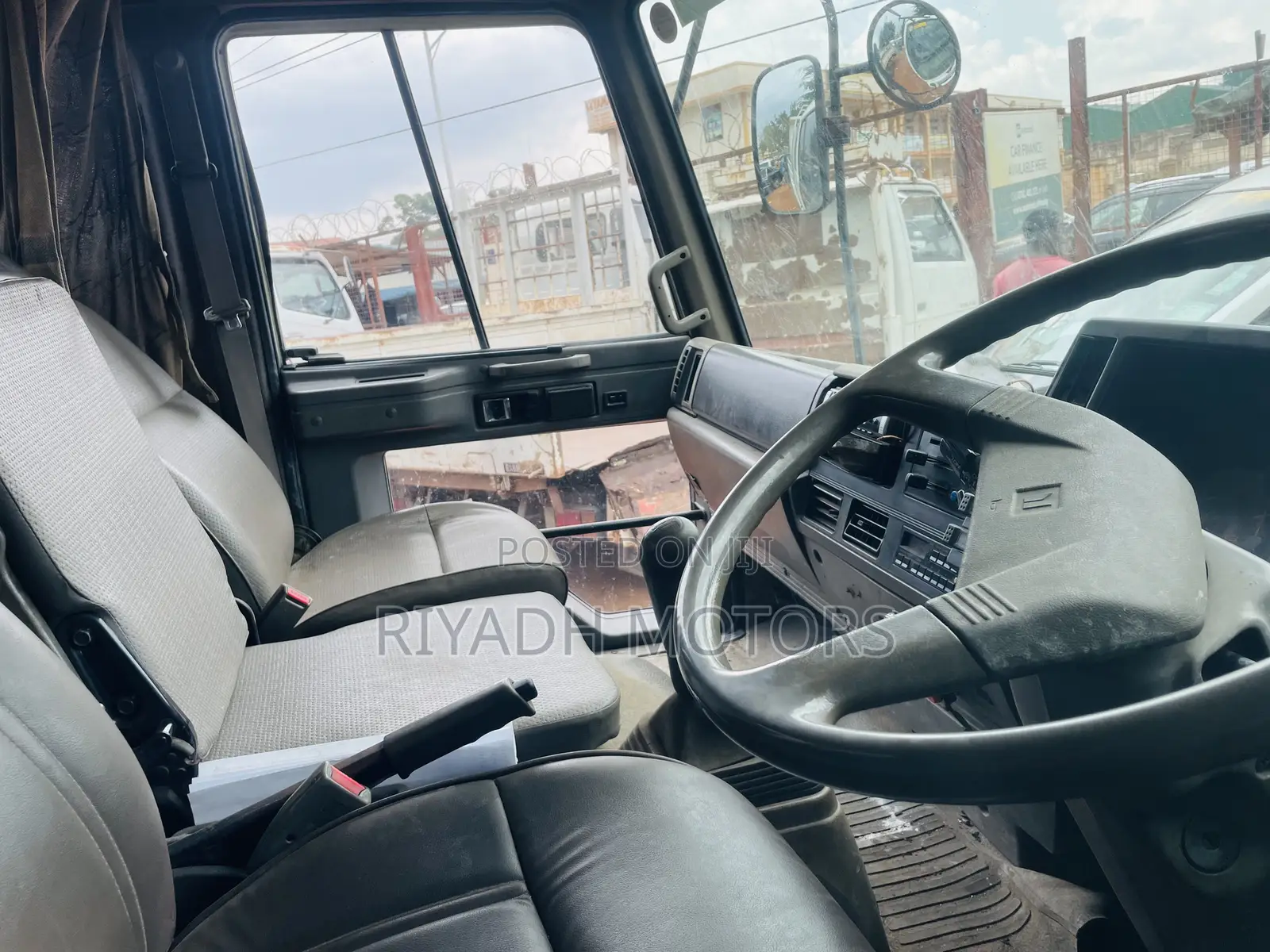 Isuzu 6HE1 Engine