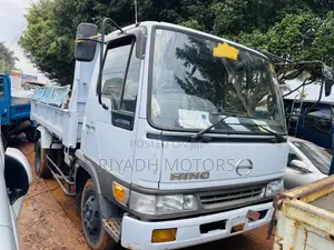 Hino H07C Engine